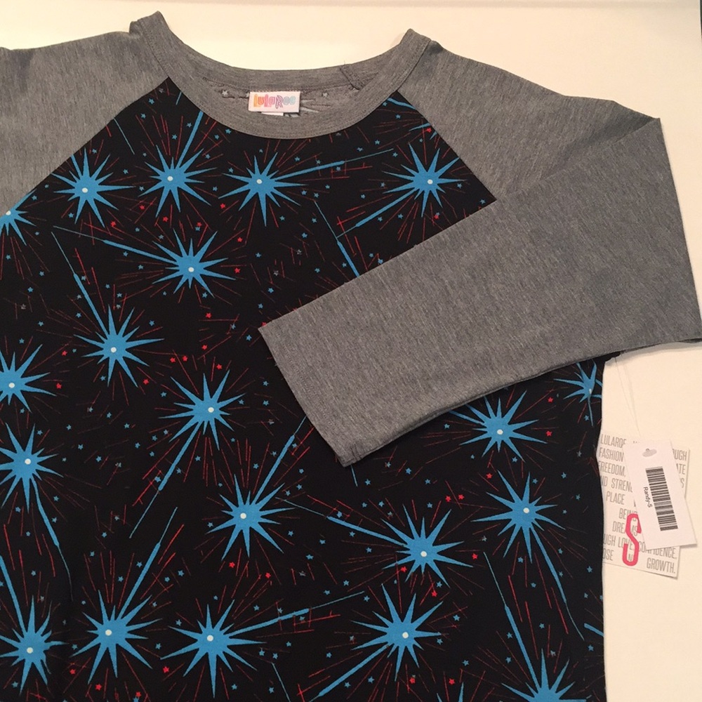 NEW LuLaRoe Randy Baseball Tee